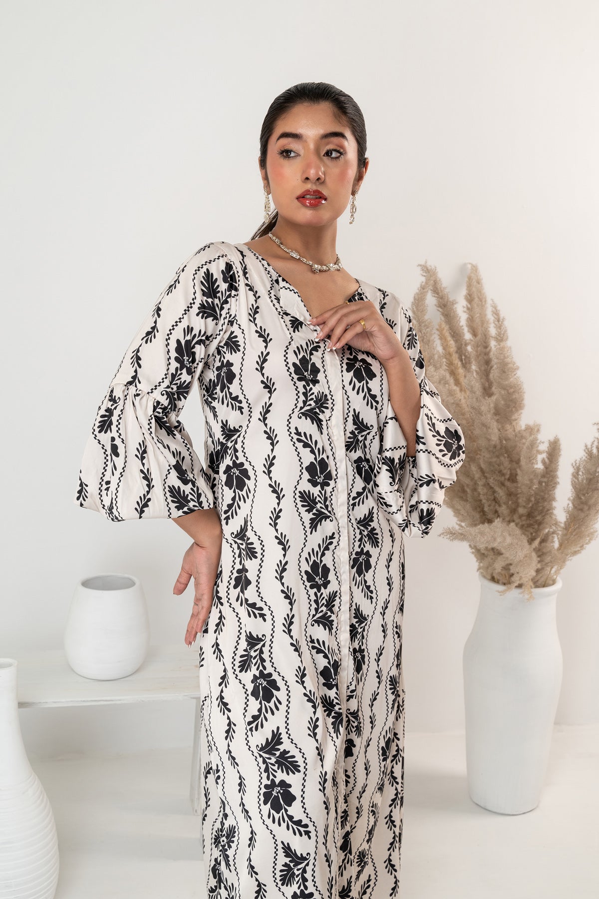 MONOCROME MAGIC — LONG SHIRT